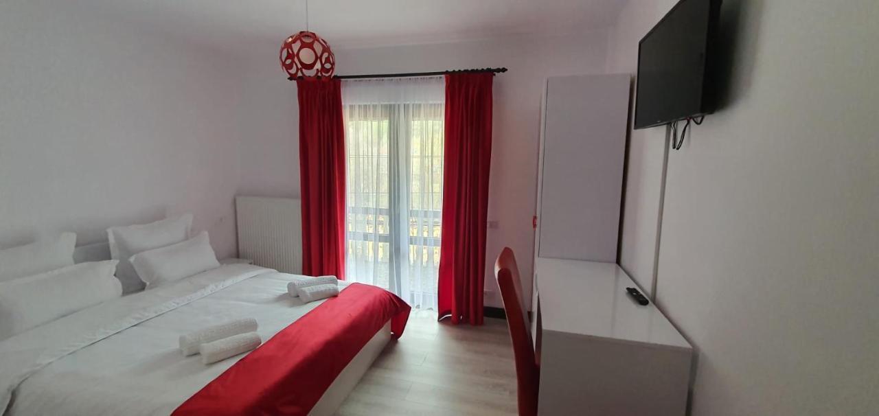 Apartment Pensiunea Cheile Bicazului *